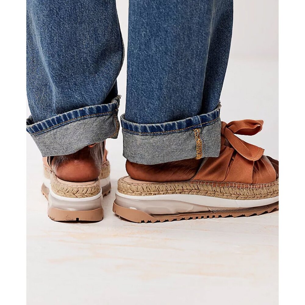 FREE PEOPLE Chapmin Sport Sandals / Pancake - Picture 3 of 15